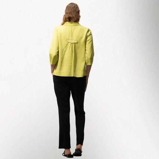 Toofan - Kiwi - Back-Pocket Detail Tailored Jacket – Women's Corduroy Cropped Blazer with Lapel Collar - TS 62