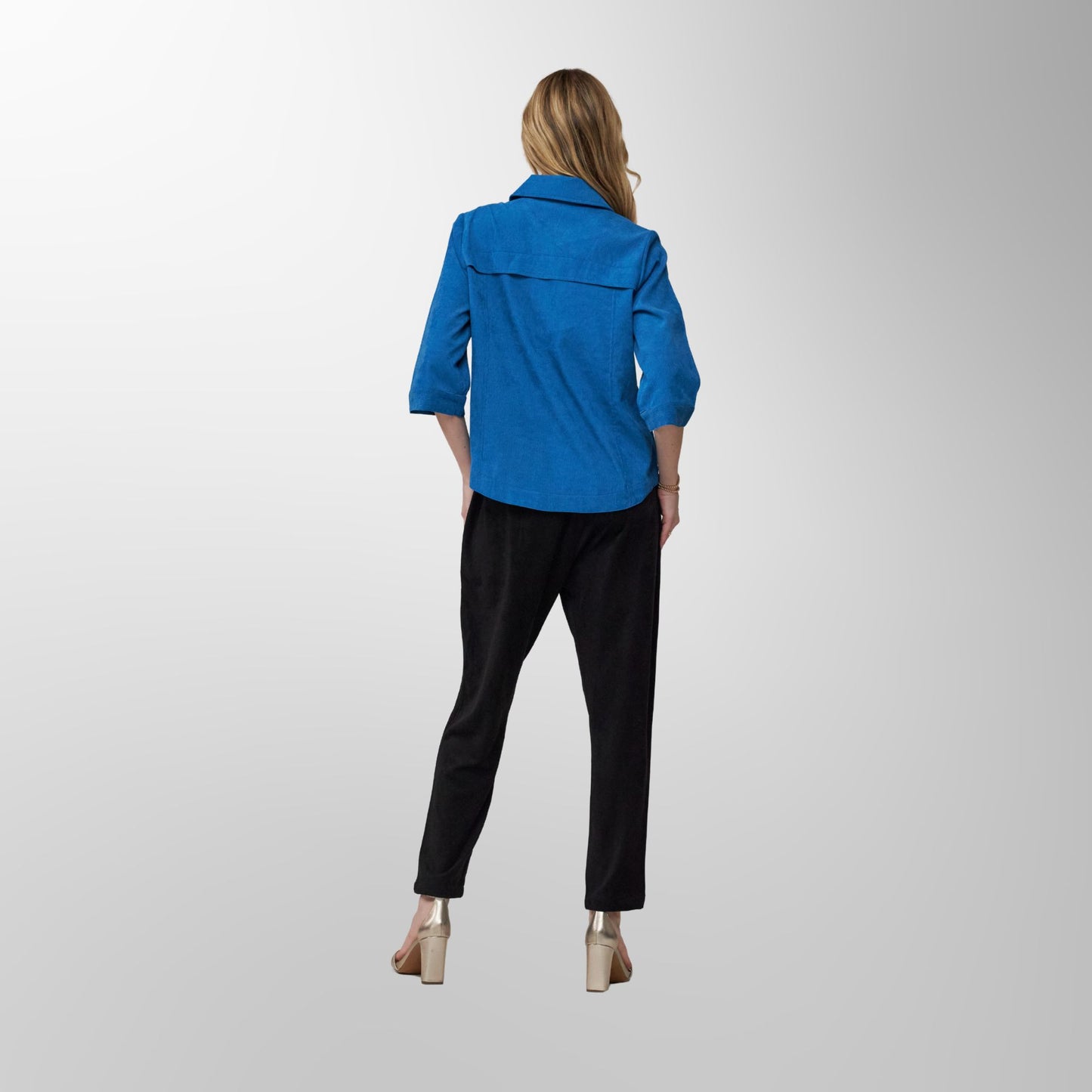 Double Pocket Jacket – Functionality Meets Chic Style - C 825
